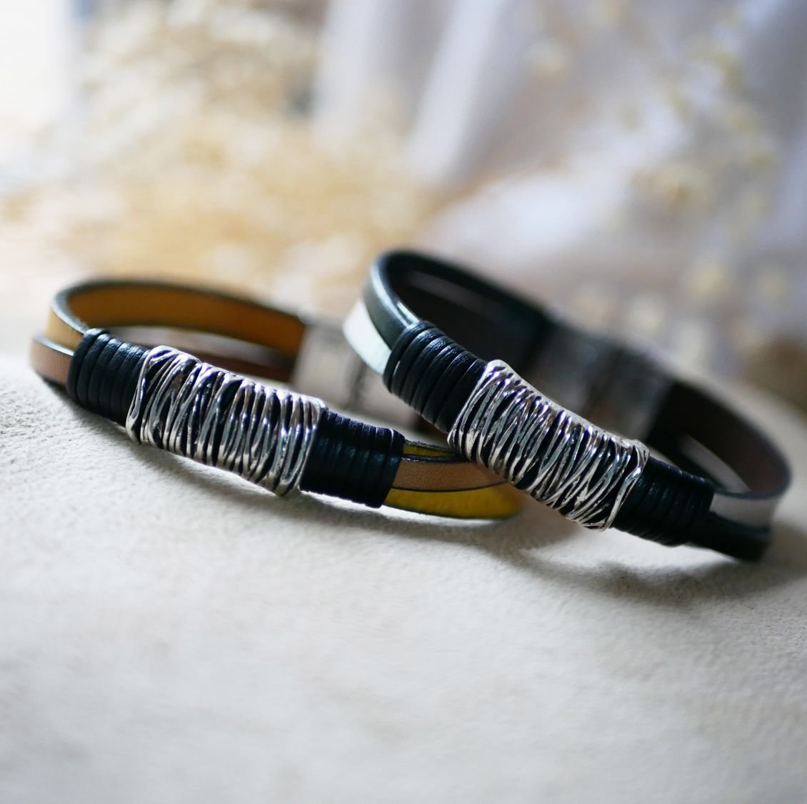 Bracelet cuir bicolore et métal à personnaliser