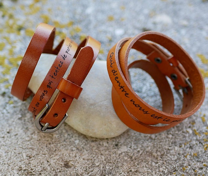 Bracelet cuir Camel triple tour &agrave; personnaliser 