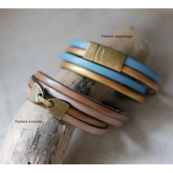 Bracelet cuir double en duo d&eacute;cor&eacute; d'une tortue bronze vielli