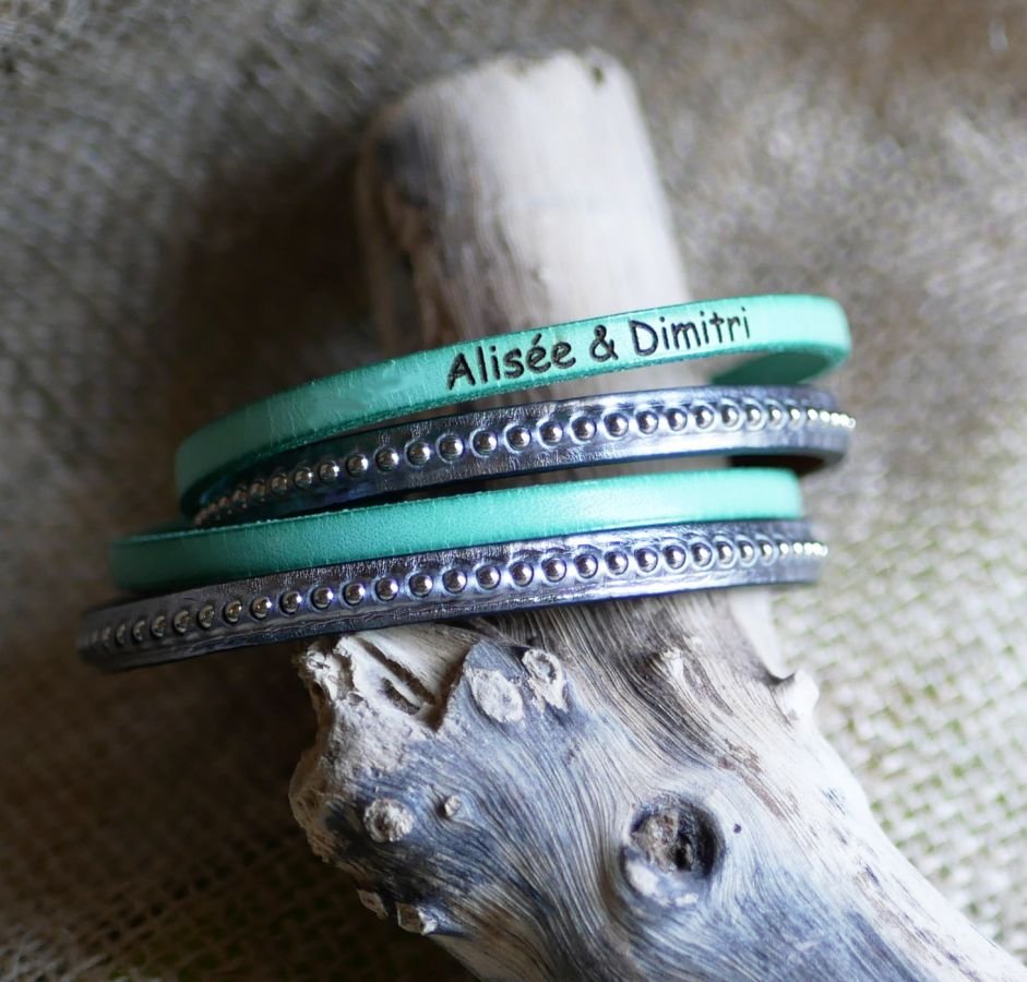Bracelet cuir double gravé gris métalisé aux billes argentées personnalisable