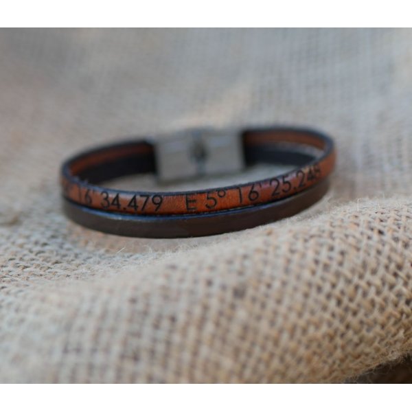 Bracelet homme en duo de cuir personnalisable par gravure