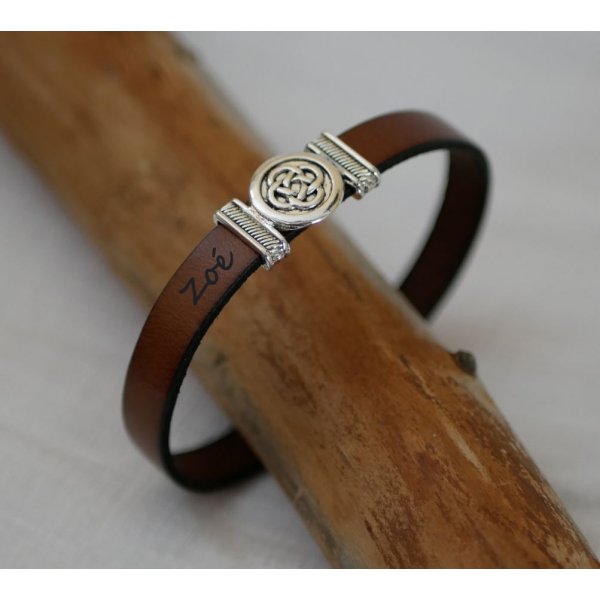Bracelet cuir décoré noeud celtique personnalisable par gravure