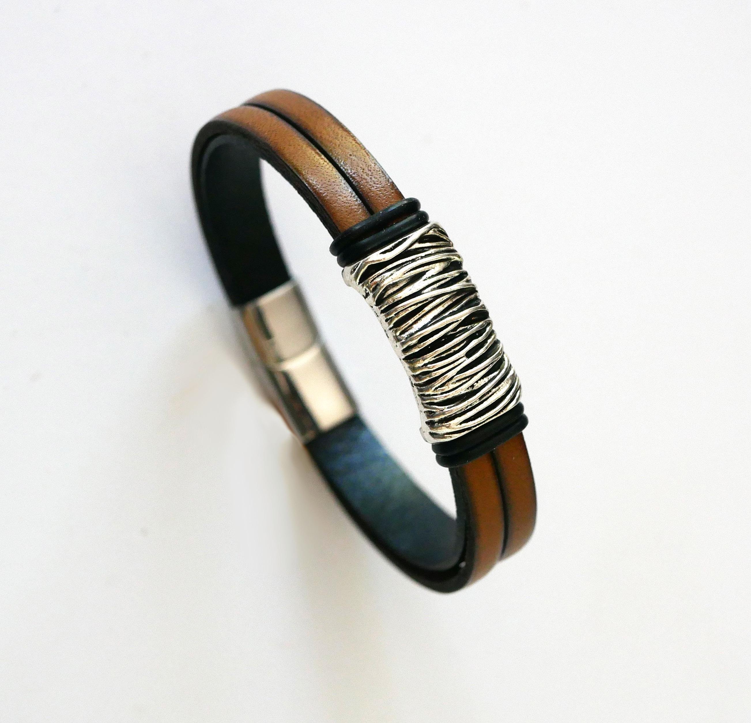 Bracelet cuir fauve doublé décor métal tressé fermoir aimanté