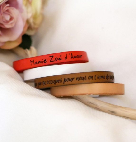 Bracelet cuir femme personnalisé gravé et sur mesure