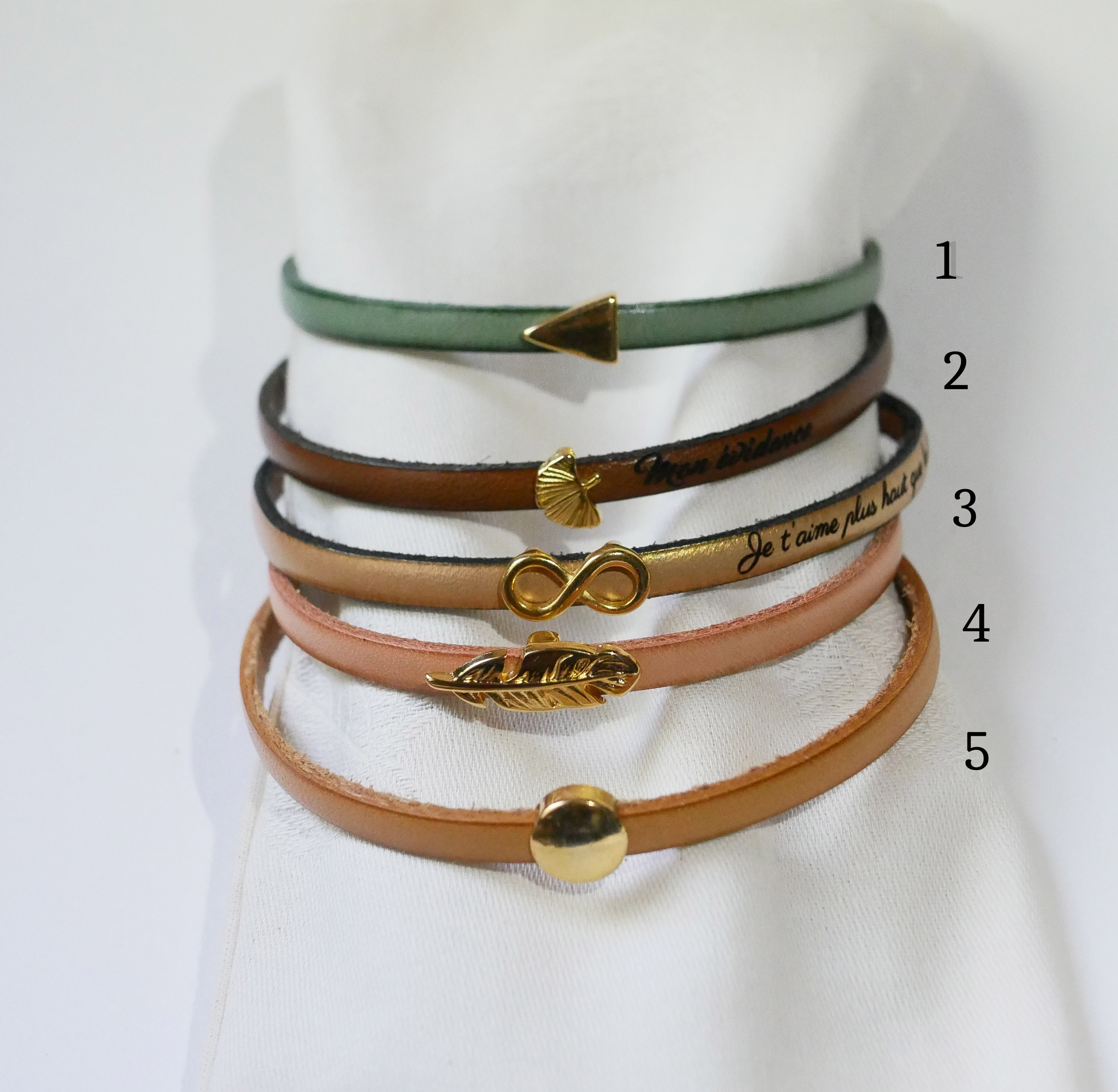 Bracelet cuir femme passant doré au choix à personnaliser
