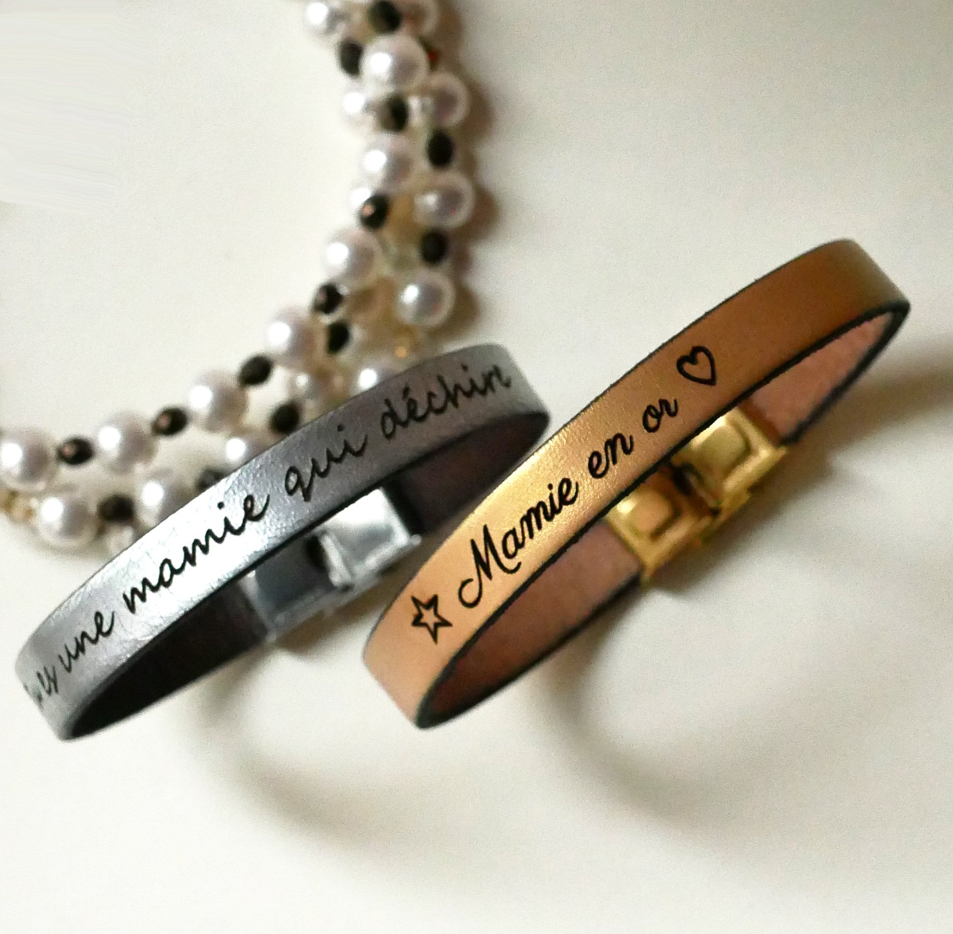 Bracelet cuir femme personnalis&eacute; &agrave; graver et sur mesure