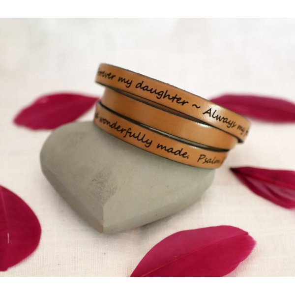 Bracelet cuir femme triple tour à personnaliser couleur et gravure 