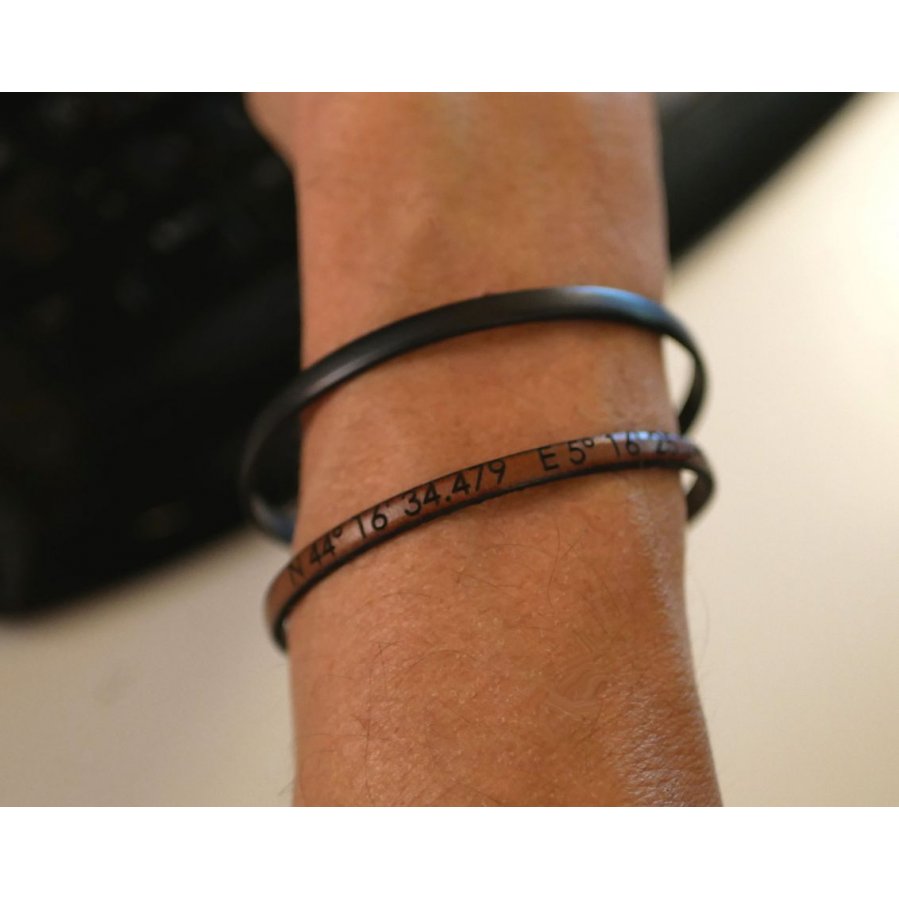 Bracelet cuir fin personnalisable par gravure femme ou homme