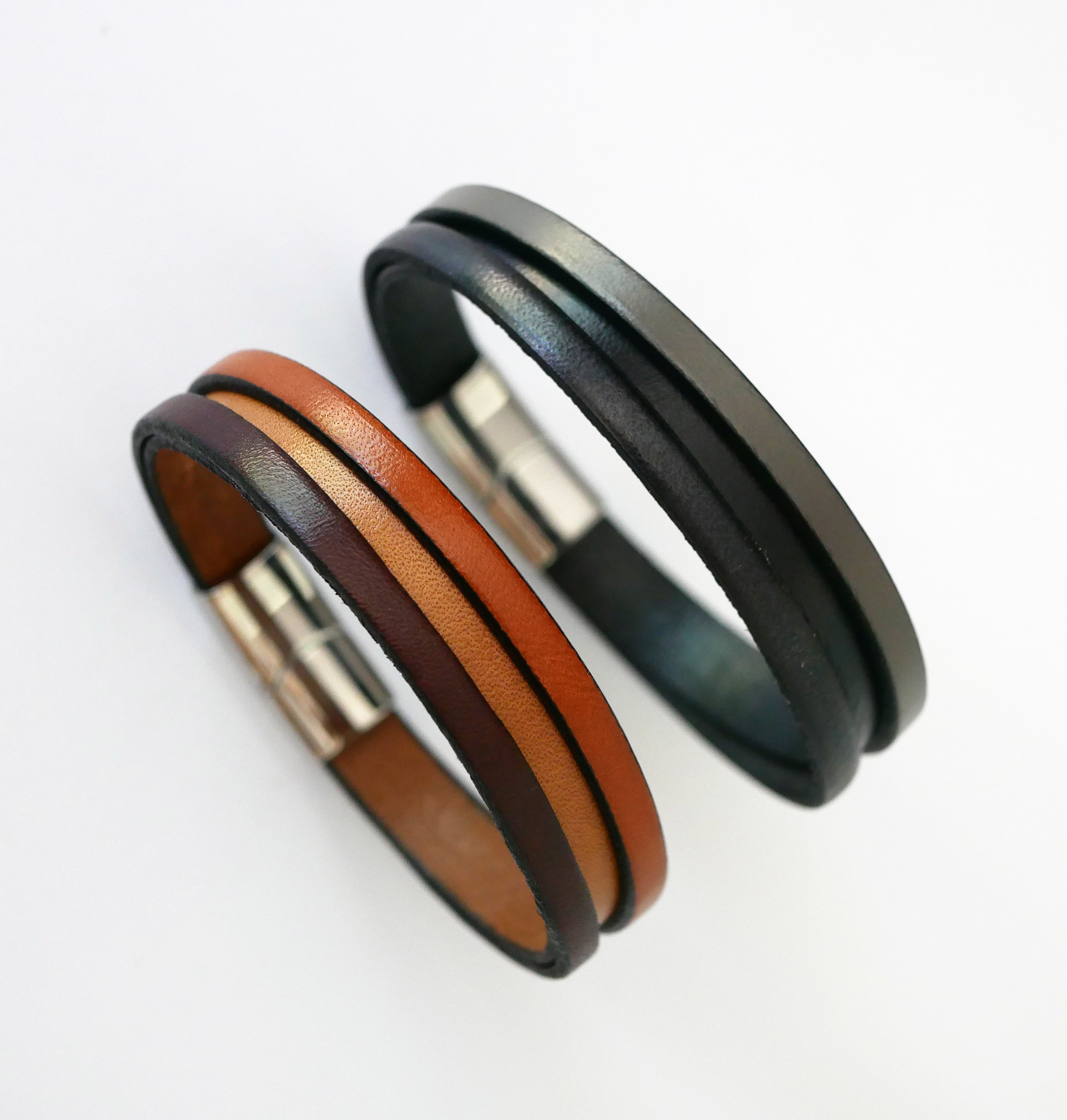 Bracelet cuir homme bicolore avec message grav&eacute; cach&eacute;