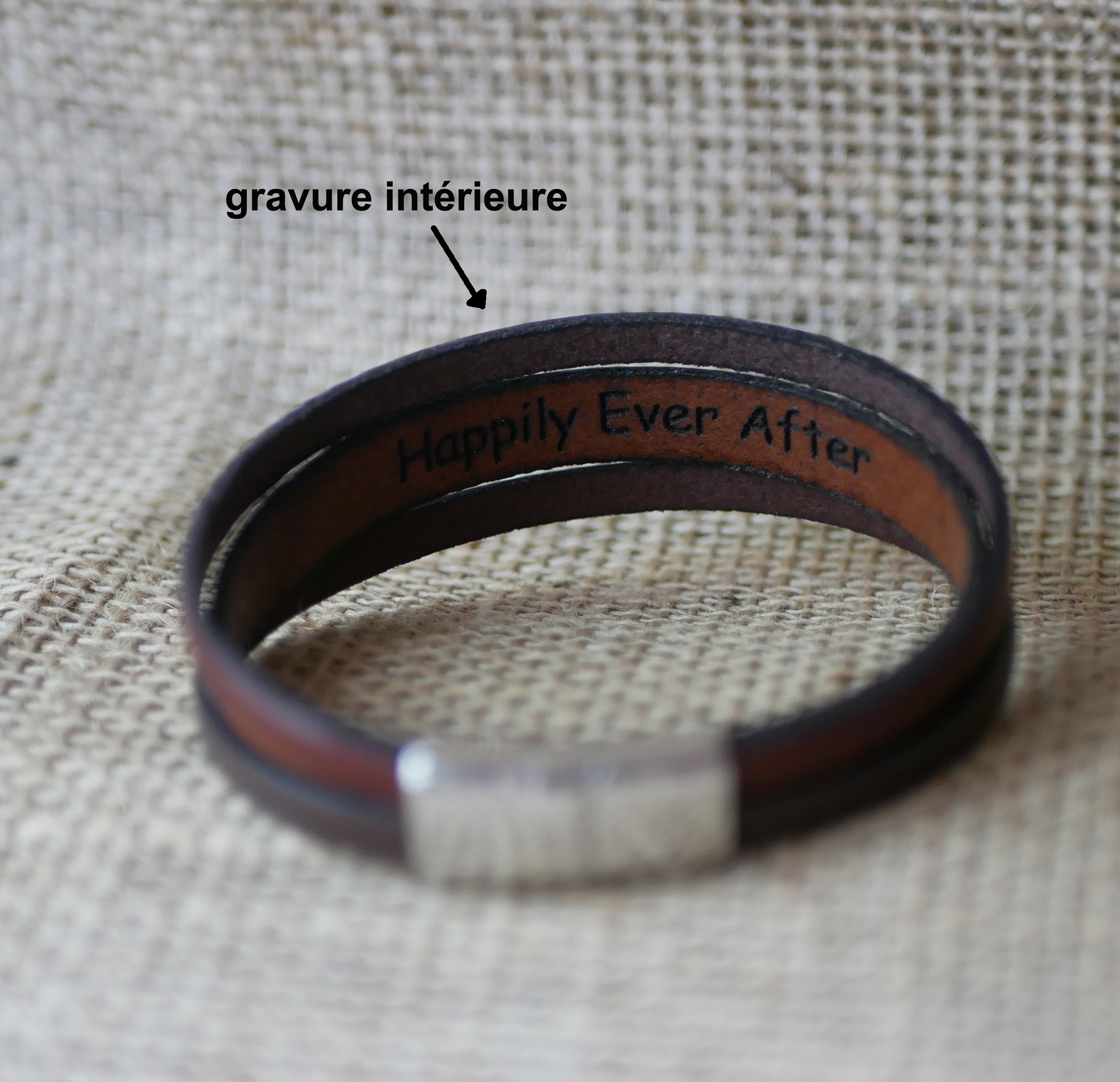 Bracelet cuir homme bicolore avec message gravé caché
