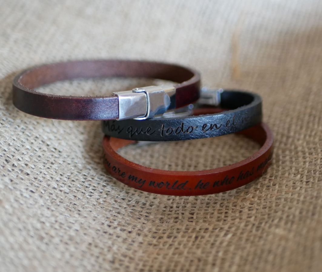 Bracelet femme en cuir recyclé avec fermoir ajustable