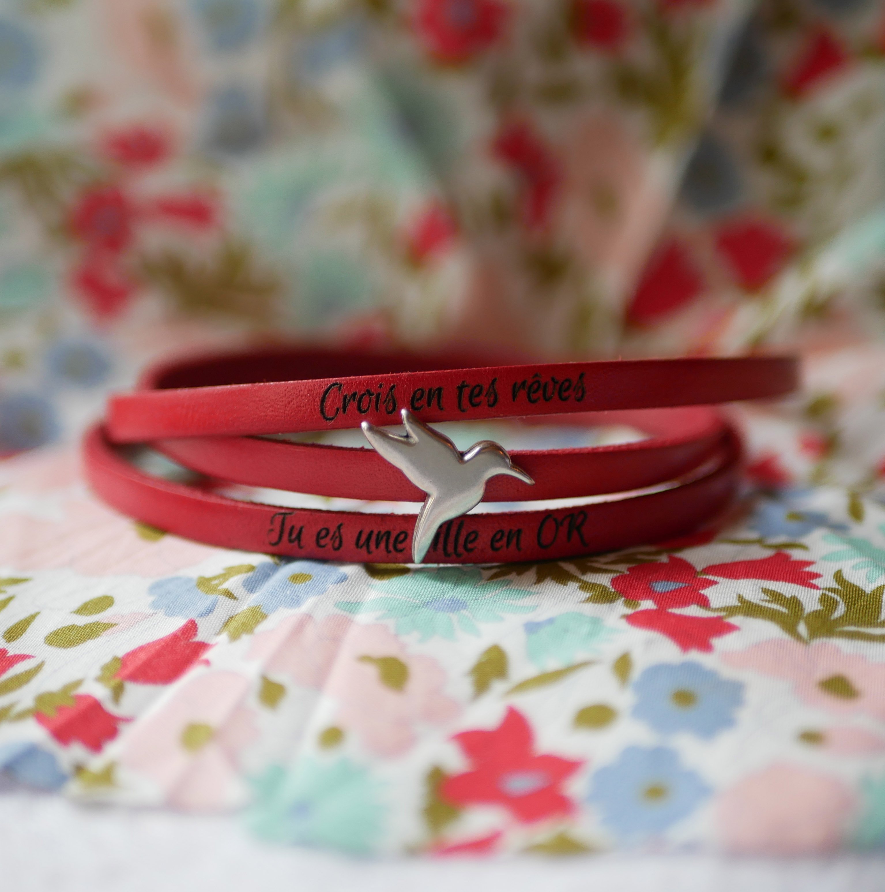 Bracelet cuir multi-tours personnalisable d&eacute;cor argent&eacute; &eacute;toile ou infini ou coeur 