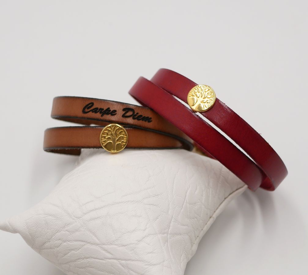 Bracelet cuir personnalisé décoré d'un arbre de vie doré 