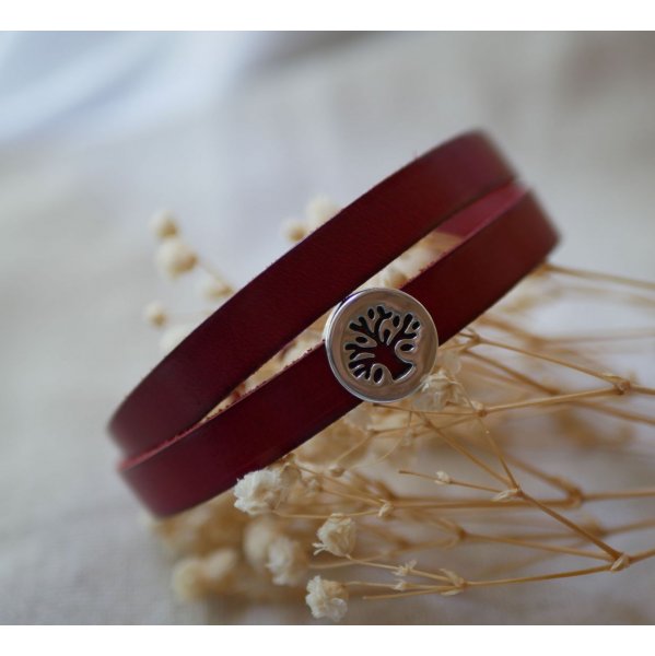 Bracelet cuir personnalisé décoré d'un cabochon arbre de vie ajouré