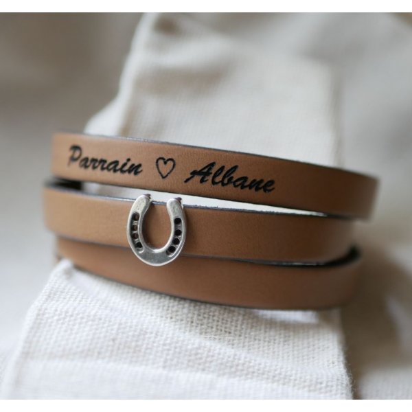 Bracelet cuir personnalisé décoré d'un petit Fer à cheval 