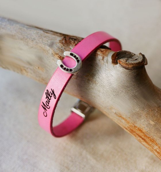 Bracelet cuir personnalisé décoré d'un petit Fer à cheval 
