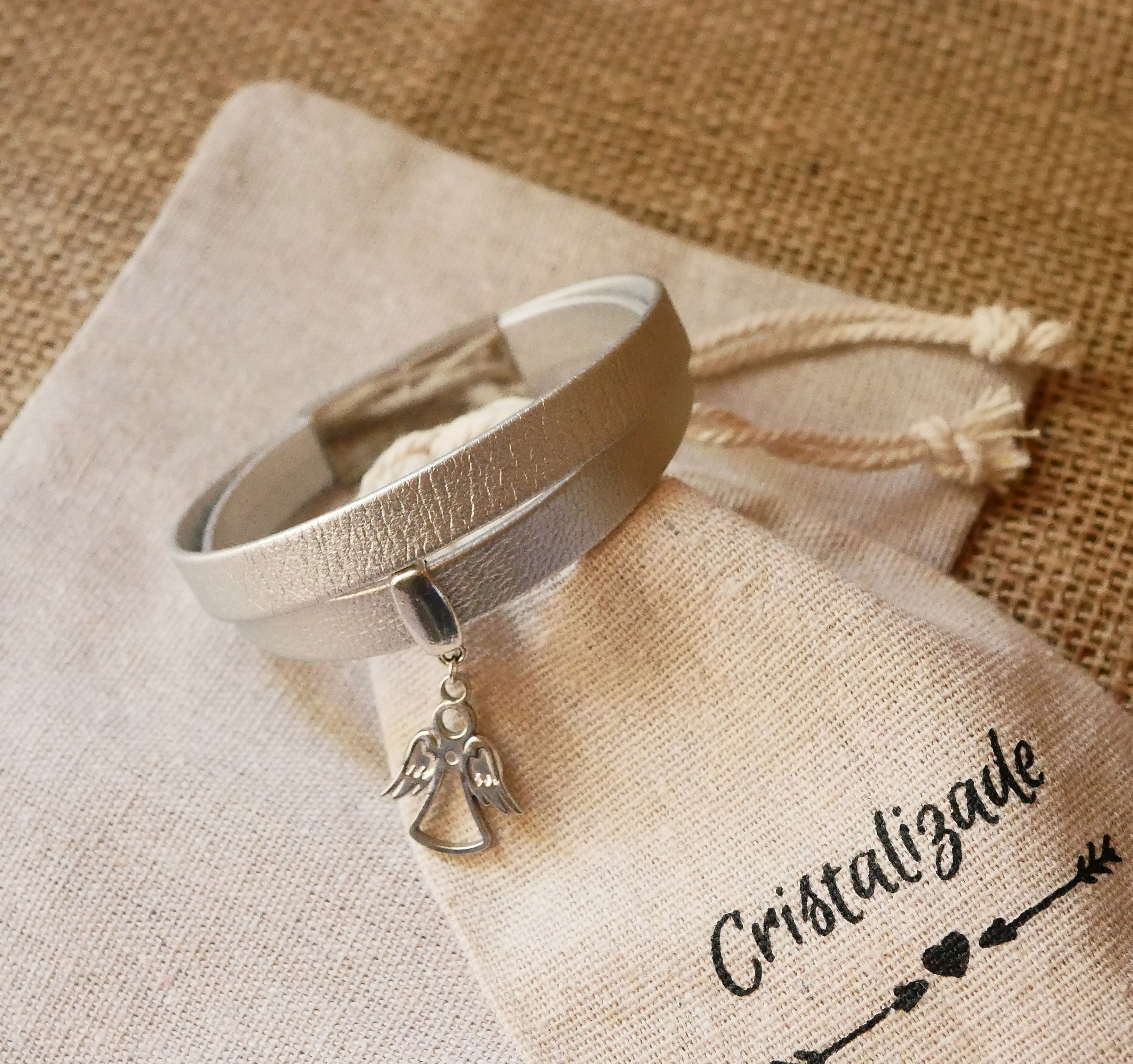 Bracelet cuir souple double argent&eacute; au pendentif au choix