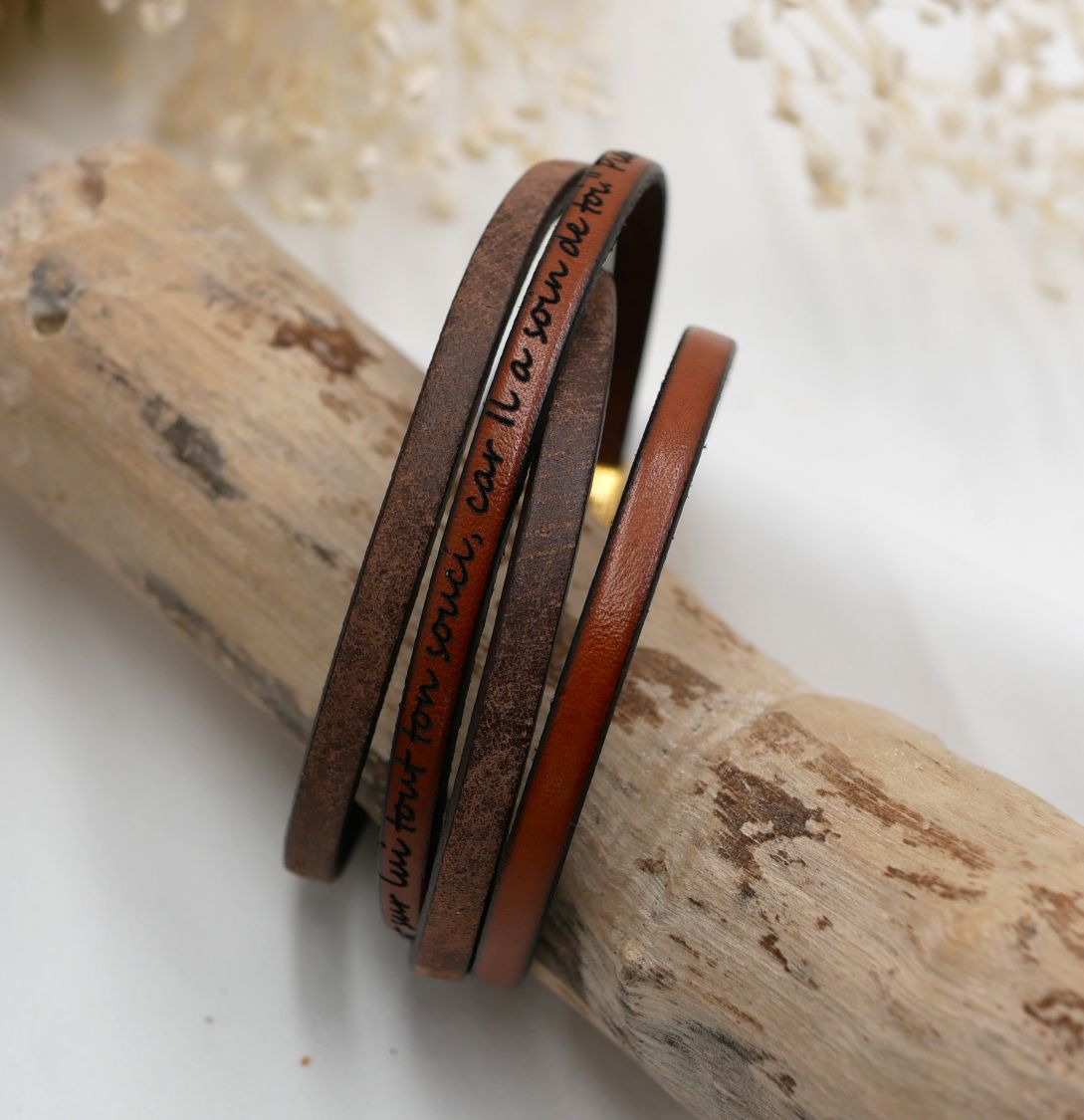 Bracelet double cuir marron vintage et une couleur au choix à personnaliser par gravure