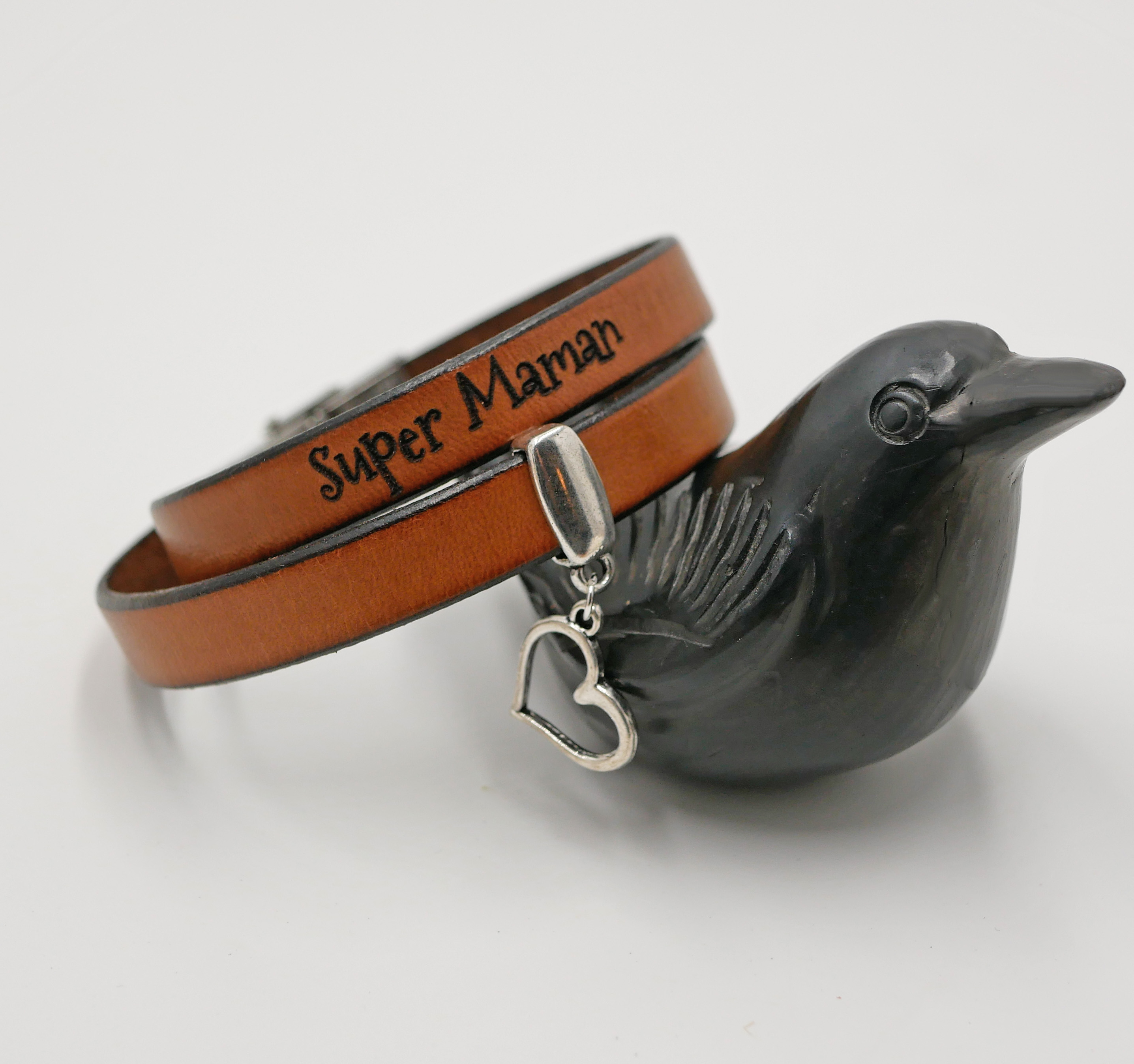 Bracelet double cuir personnalisé à graver avec pendentif au choix