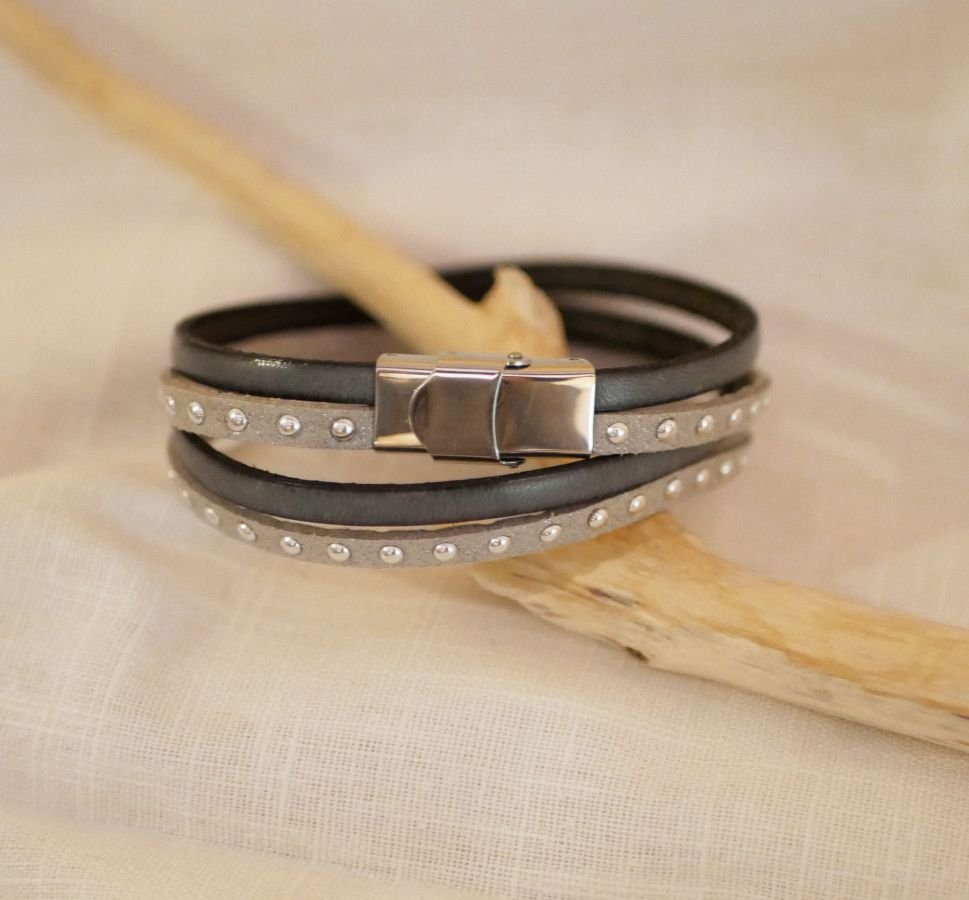 Bracelet double tour cuir et suédine gris personnalisable pour femme