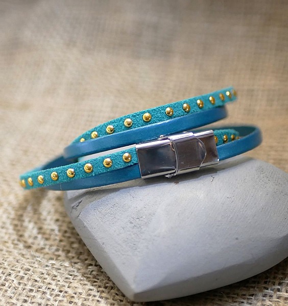 Bracelet double tour cuir et su&eacute;dine turqoise personnalisable pour femme
