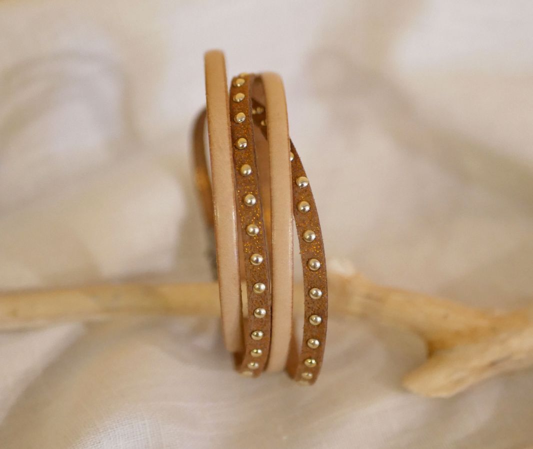 Bracelet double tour cuir et suédine personnalisable pour femme
