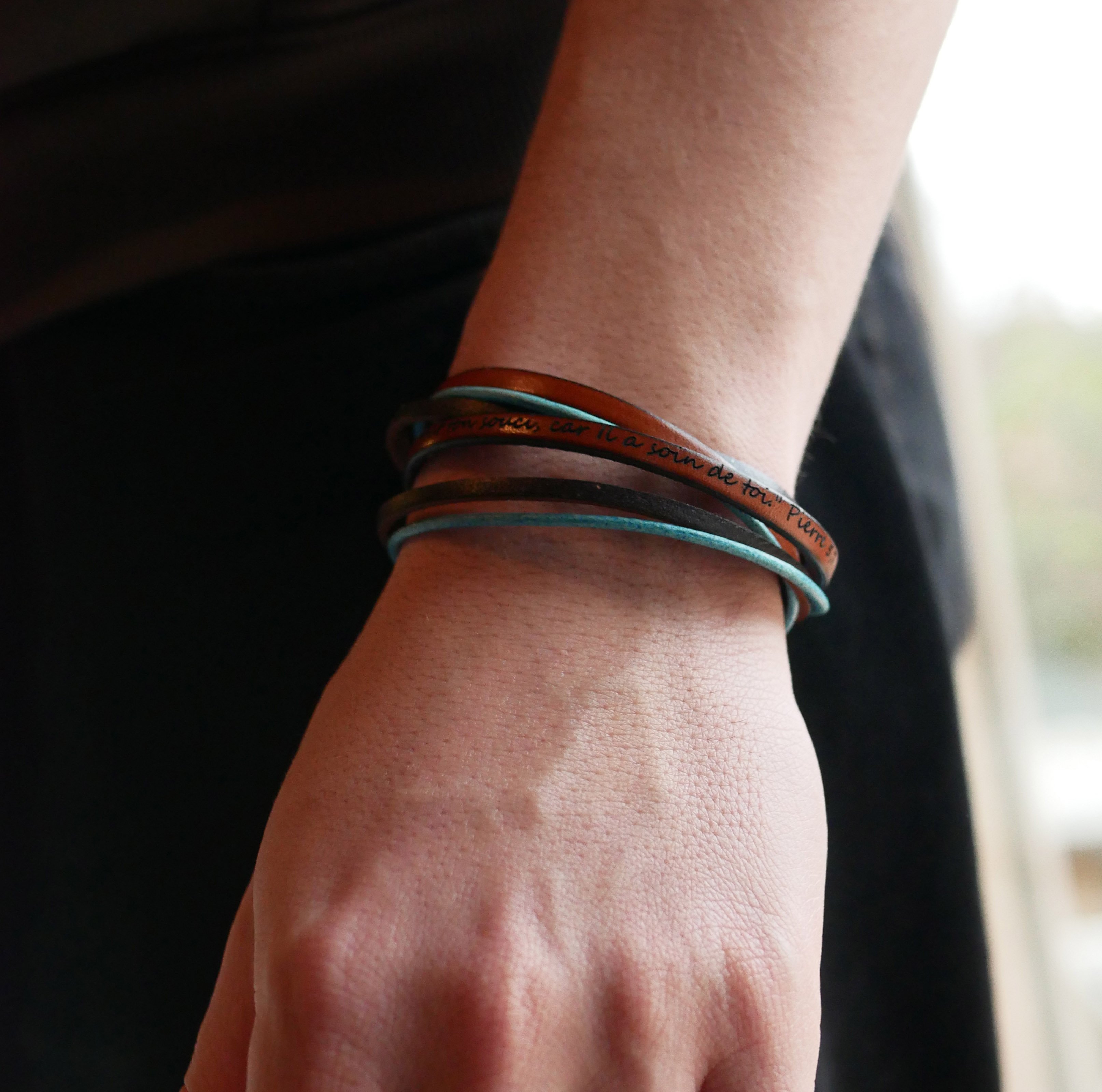 Bracelet double tour multi cuirs turquoise et marron vintage