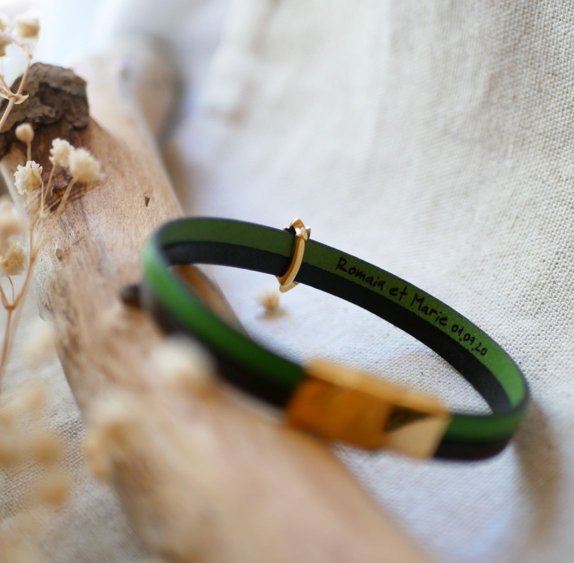 Bracelet duo de cuir et passant Epi de blé doré personnalisable, cadeau noces de froment pour femme