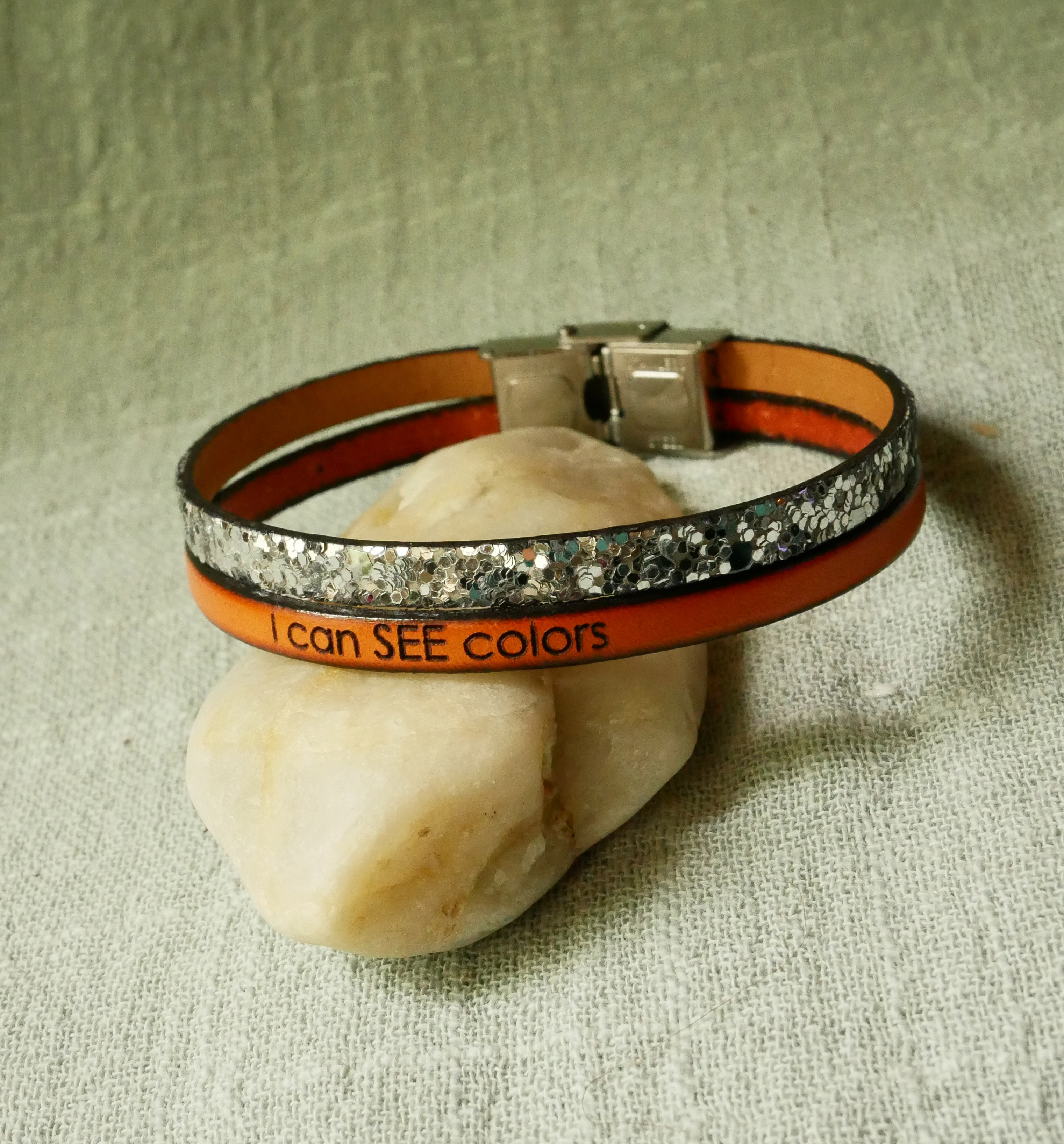 Bracelet duo de cuirs pailletes argentées et couleur au choix