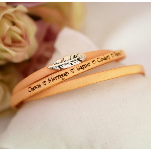Bracelet femme cuir bohème décor plume 3 tours personnalisable