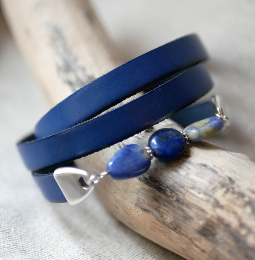 Bracelet femme cuir et perles bleu Lapis Lazuli triple tours à personnaliser 