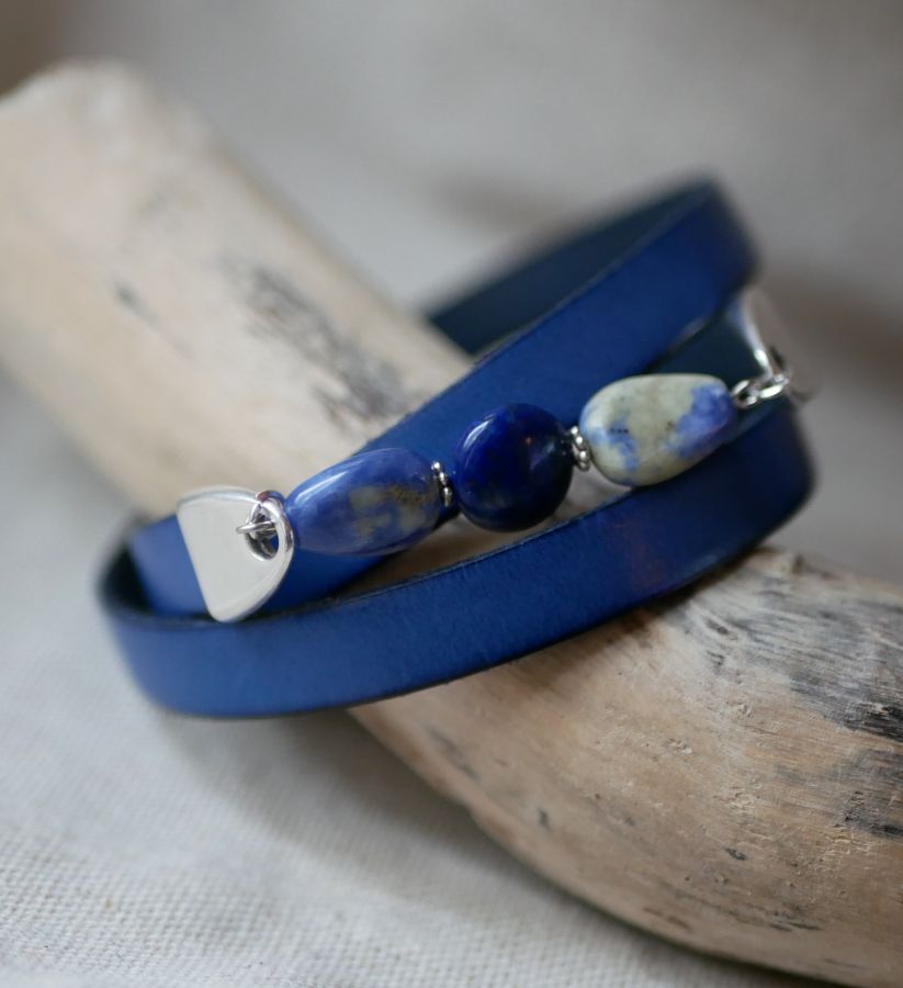 Bracelet femme cuir et perles bleu Lapis Lazuli triple tours à personnaliser 