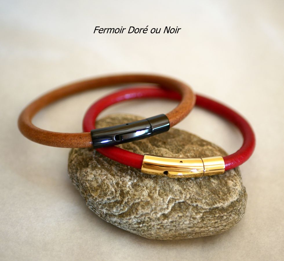 Bracelet femme cuir rond personnalisé par gravure