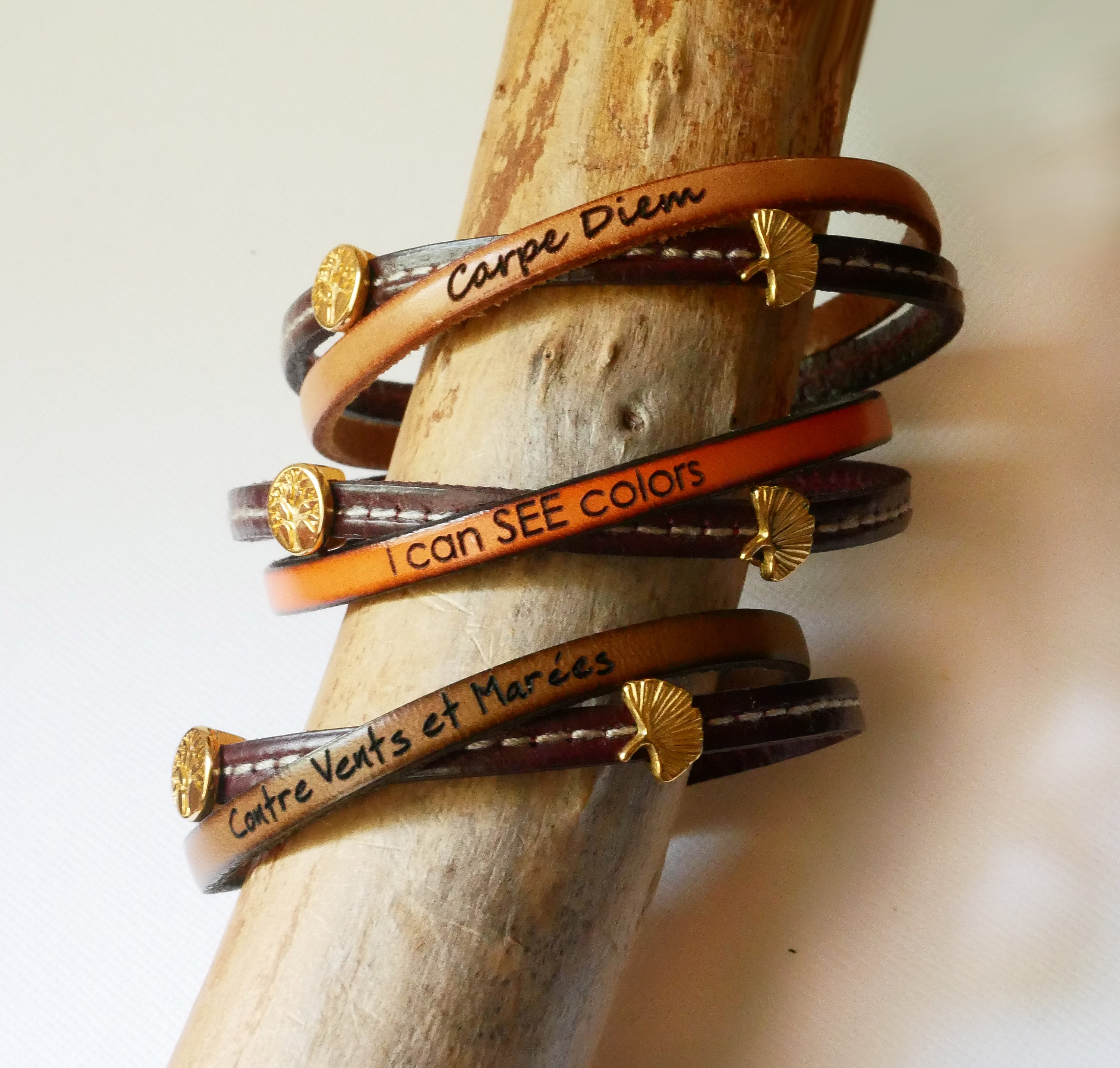 Bracelet femme dor&eacute; duo de cuirs crois&eacute;s Twist 