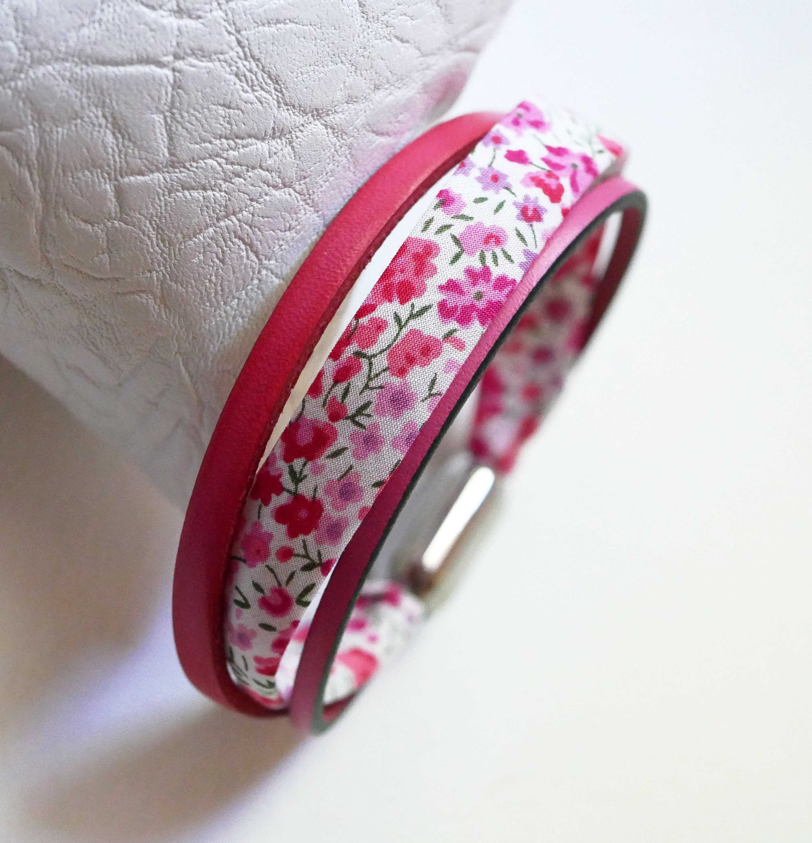 Bracelet femme trio cuirs & liberty fleurs rose 