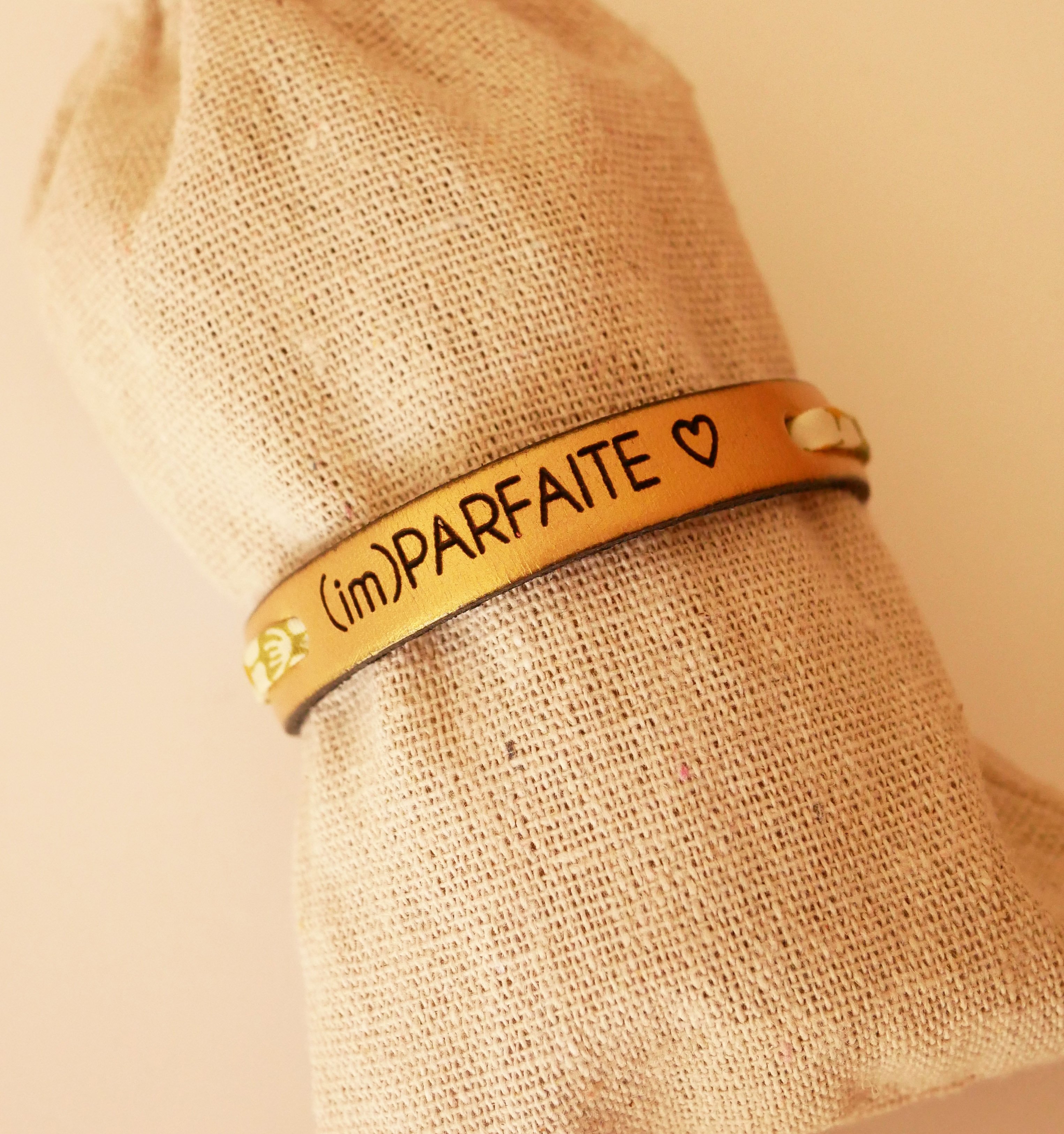 Bracelet Flor&acirc;me &agrave; personnaliser au cordon liberty et cuir au choix &agrave; graver