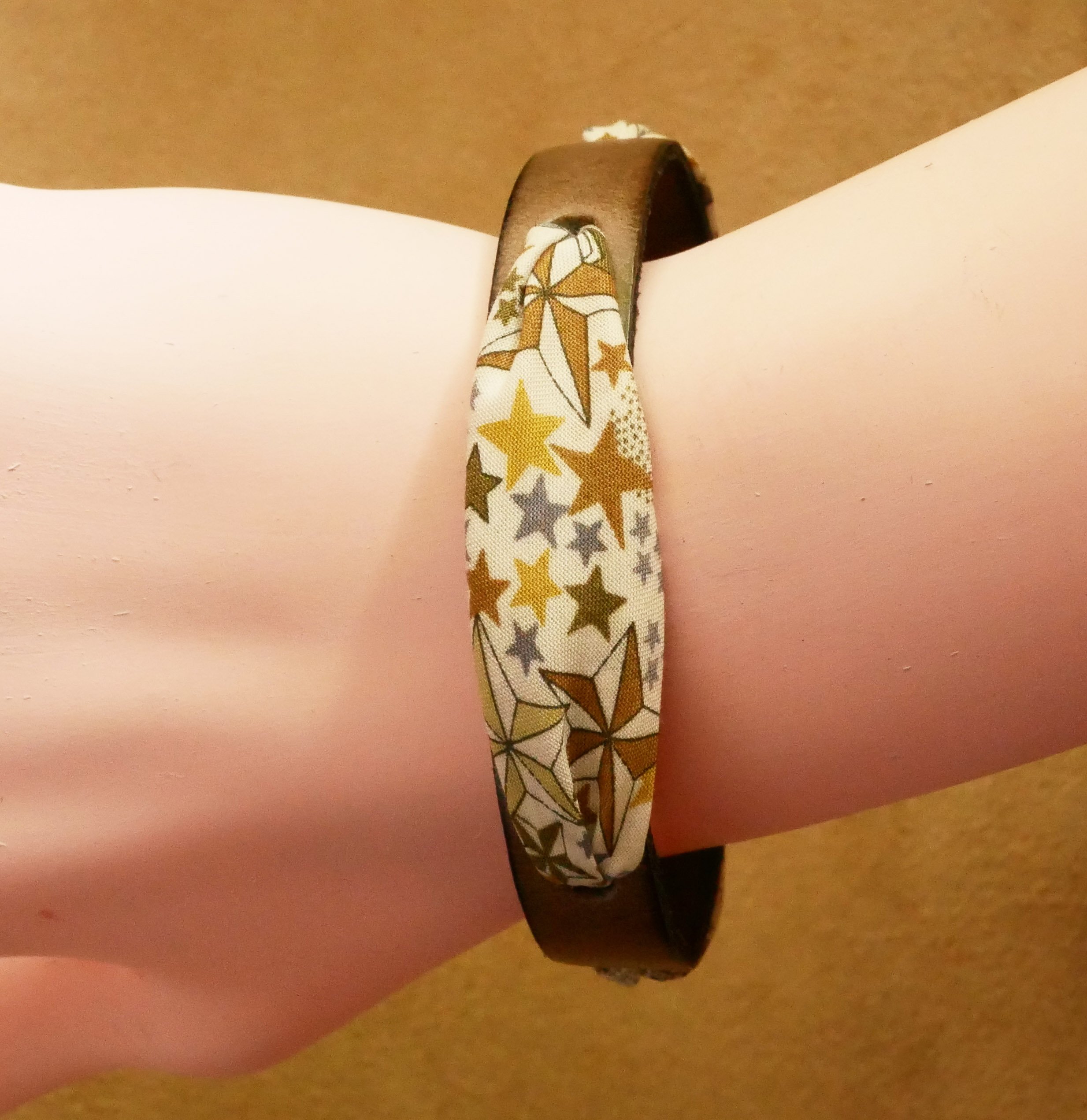 Bracelet Florâme personnalisé au ruban liberty et cuir au choix