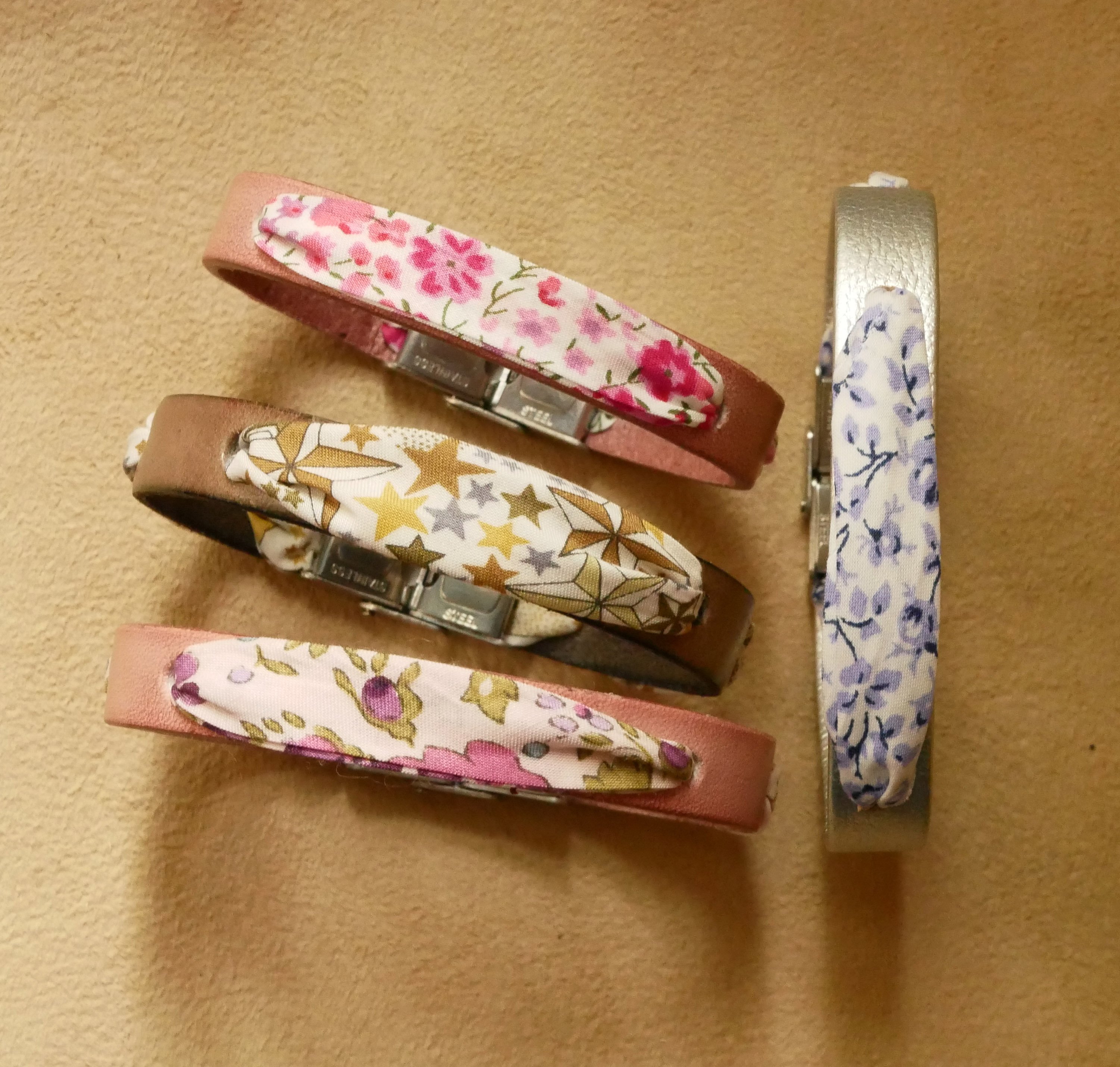 Bracelet Flor&acirc;me personnalis&eacute; au ruban liberty et cuir au choix