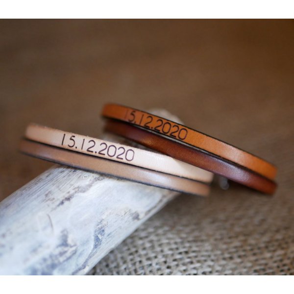 Bracelet homme en duo de cuir personnalisable par gravure