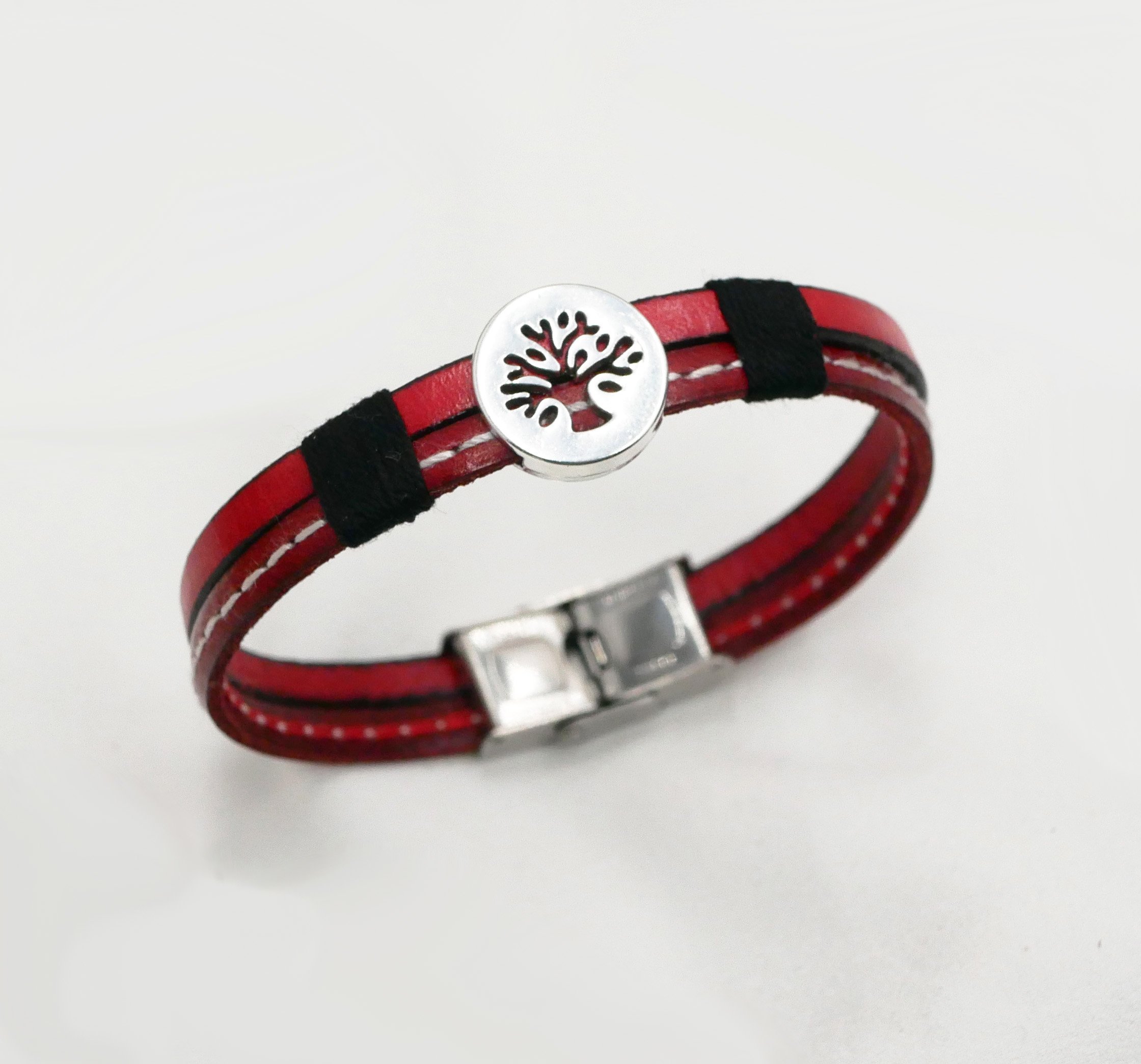 Bracelet homme en duo de cuir rouge surpiqûres Arbre de vie personnalisable 