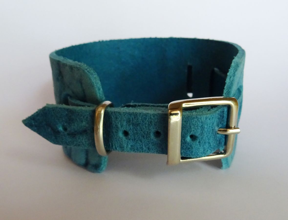 Bracelet manchette bleu turquoise à personnaliser