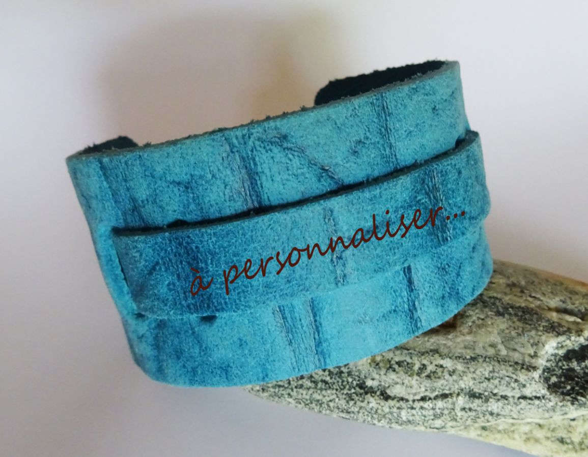 Bracelet manchette bleu turquoise à personnaliser