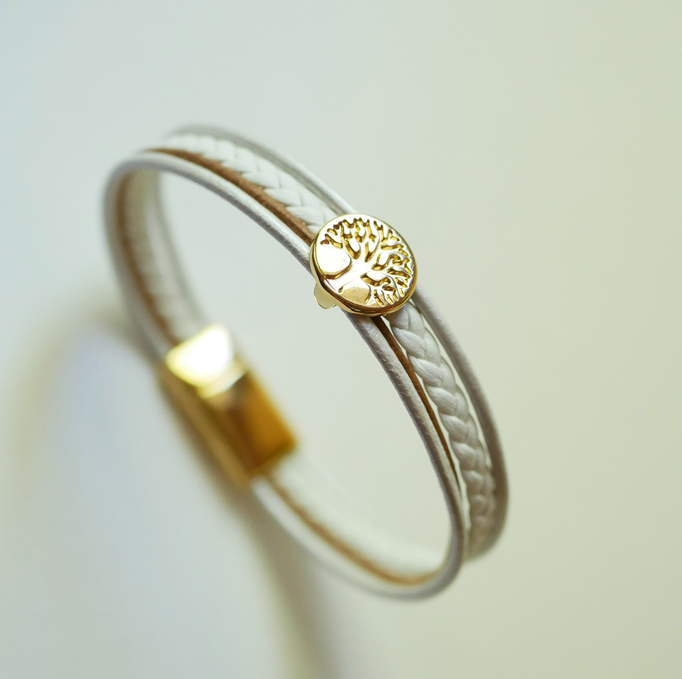 Bracelet manchette cuir blanc et doré au cabochon Arbre de vie