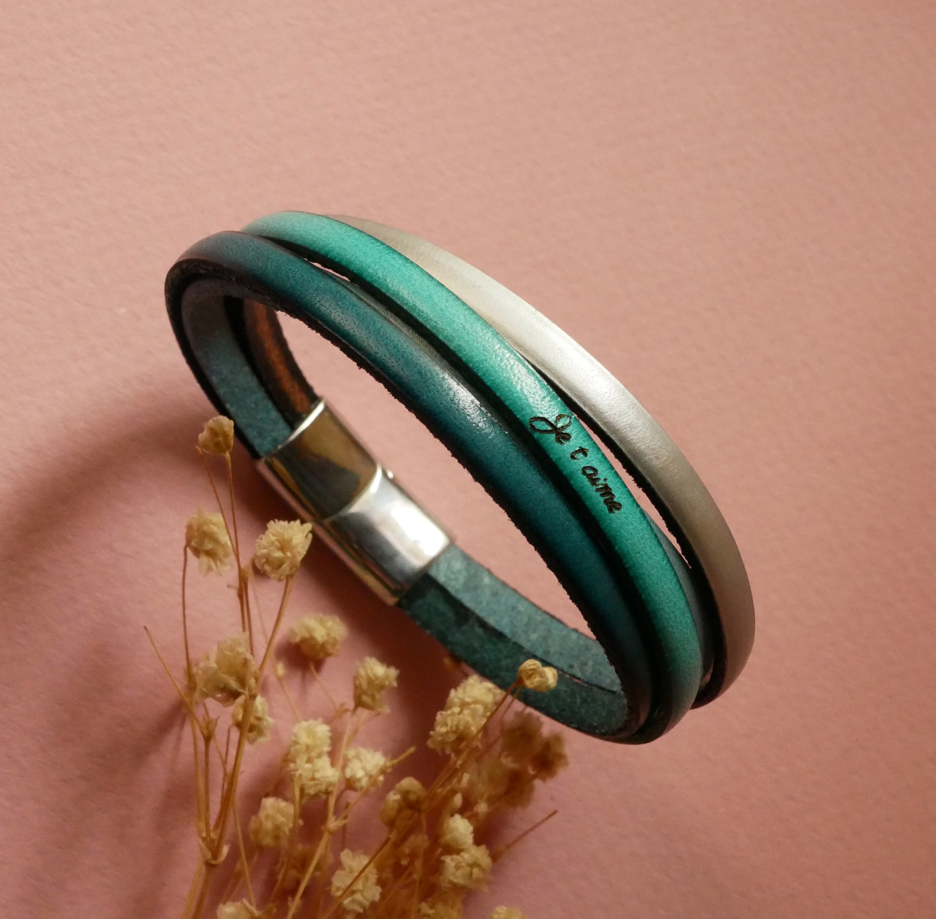 Bracelet manchette aux 4 cuirs au choix