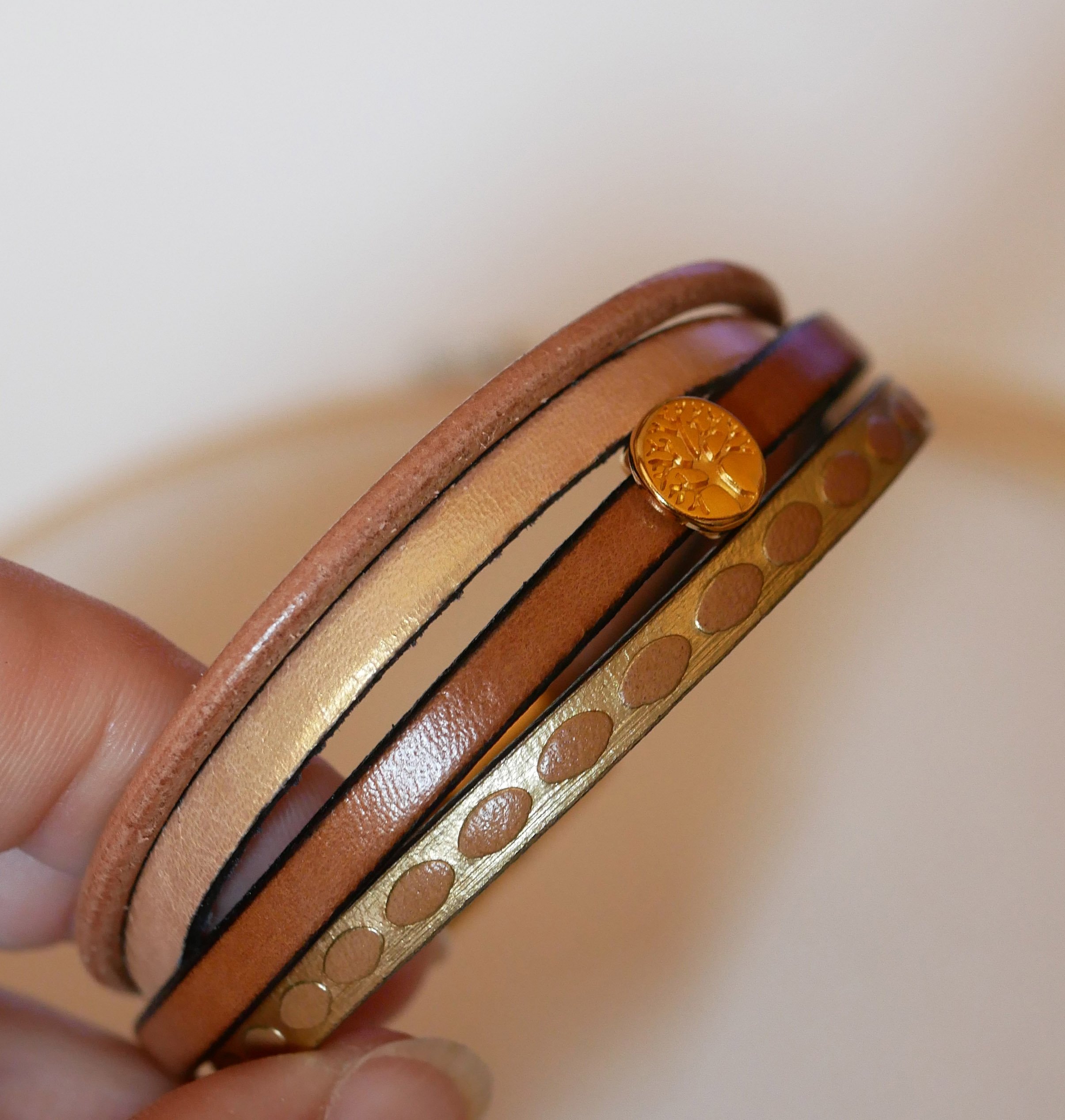 Bracelet manchette femme doré mini cabochon Arbre de vie