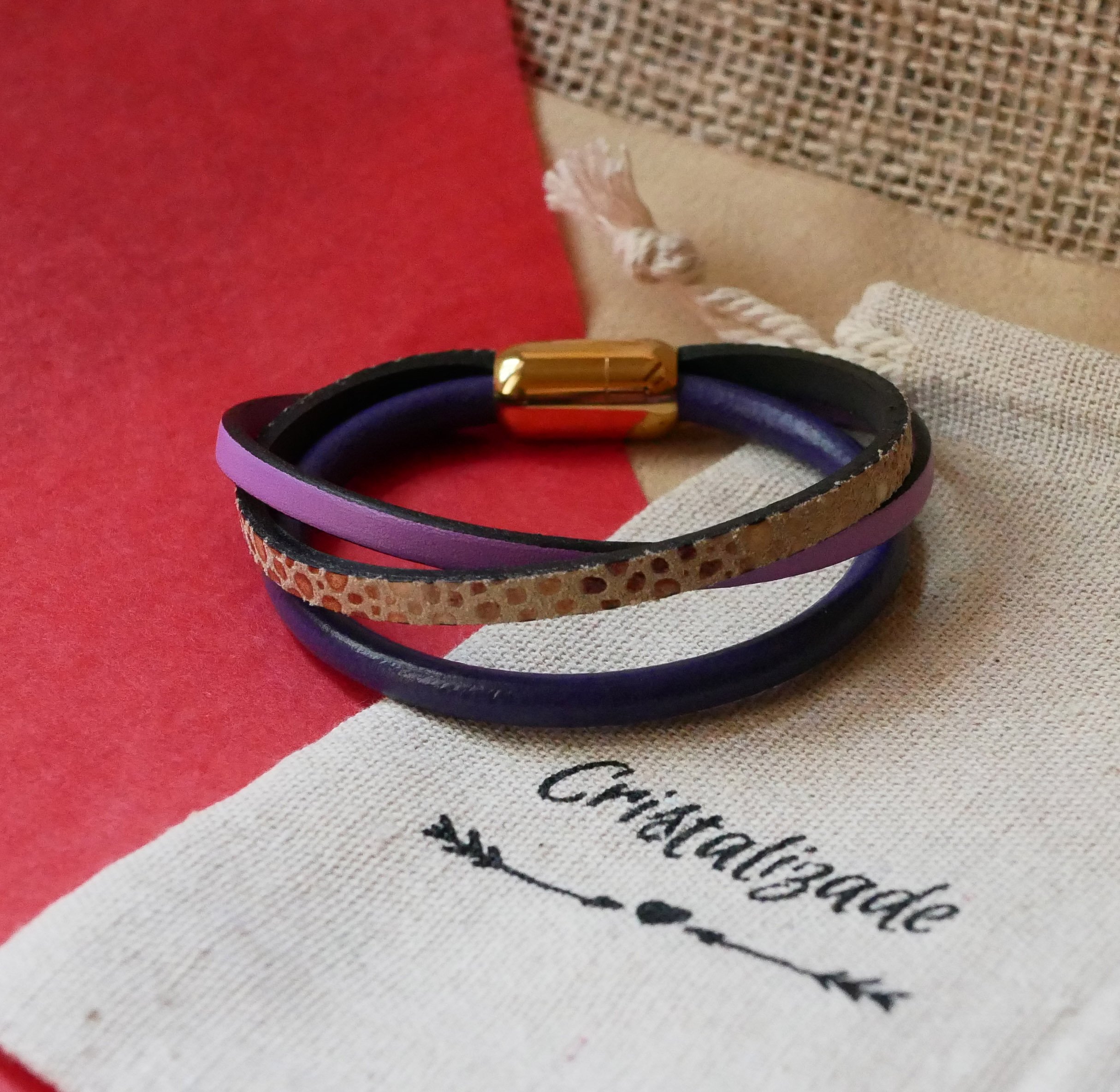 Bracelet manchette femme multi cuirs Violet et Doré