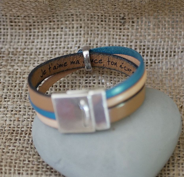 Bracelet manchette multi cuirs d&eacute;cor Feuilles fermoir magn&eacute;tique large