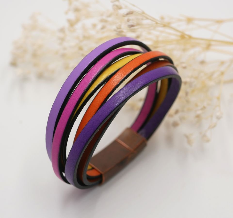 Bracelet manchette multi-cuirs coloris toniques