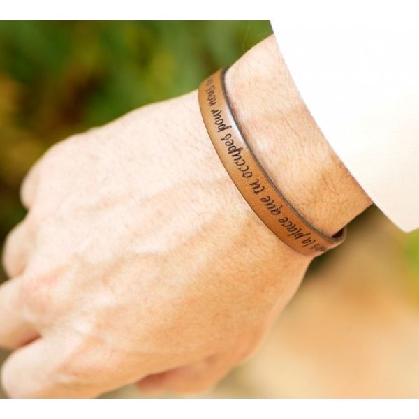 Bracelet en cuir gravé personnalisable pour homme fermoir au choix 