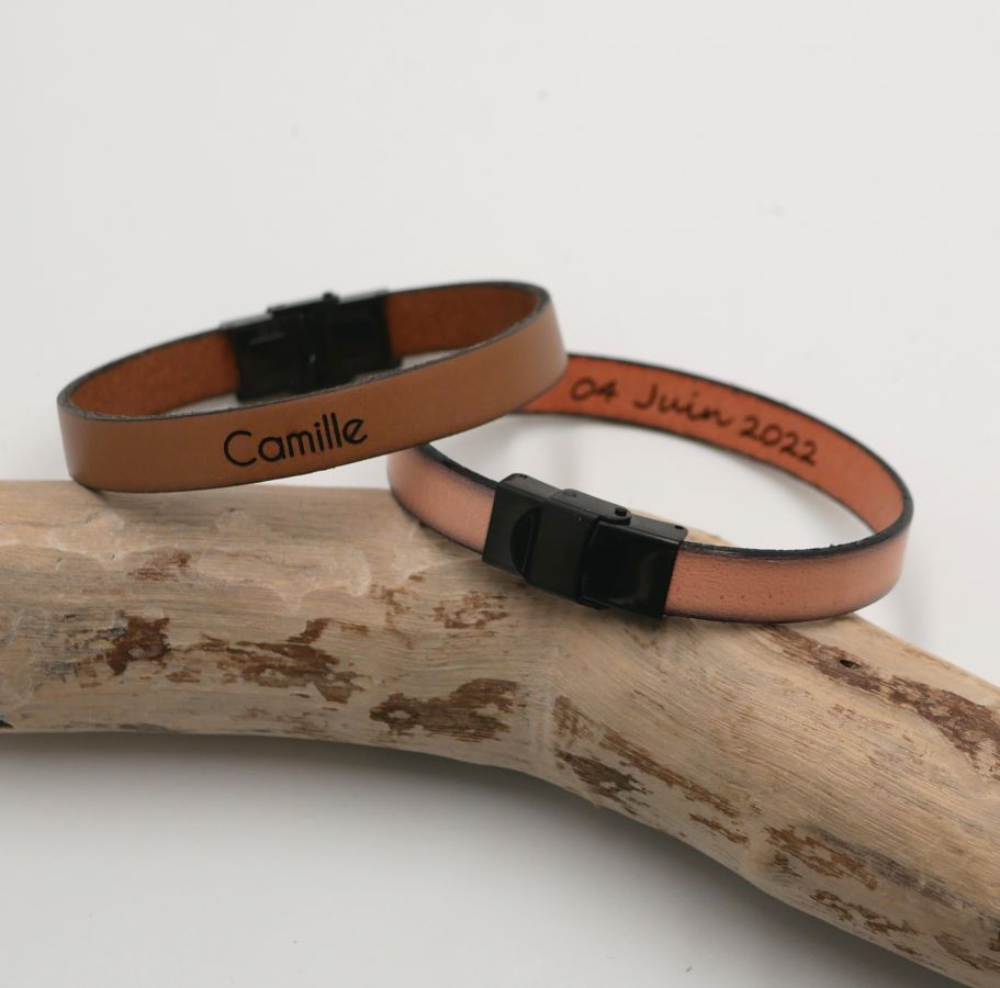 Bracelet réglable en cuir au fermoir ajustable noir à personnaliser par gravure 